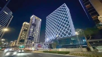 قفزة تاريخية.. صفقات العقارات التجارية في دبي تسجل نمواً بنسبة 61.2% بمبالغ ضخمة